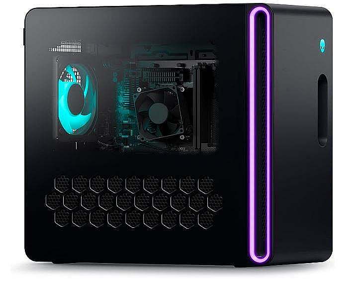 Alienware Aurora R116 is a powerful gaming PC under $1500