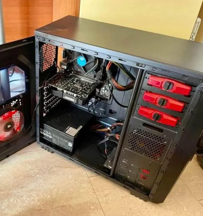 assembly of prebuilt vs custom gaming pc