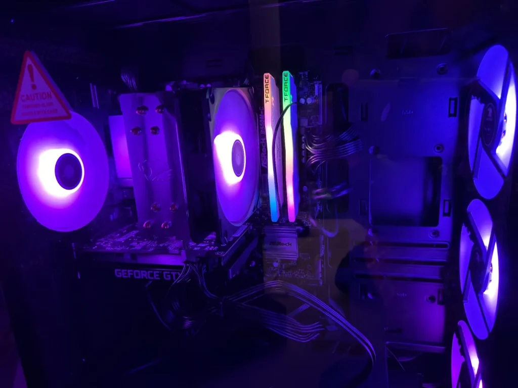 Internal view CyberPower TraceMesh